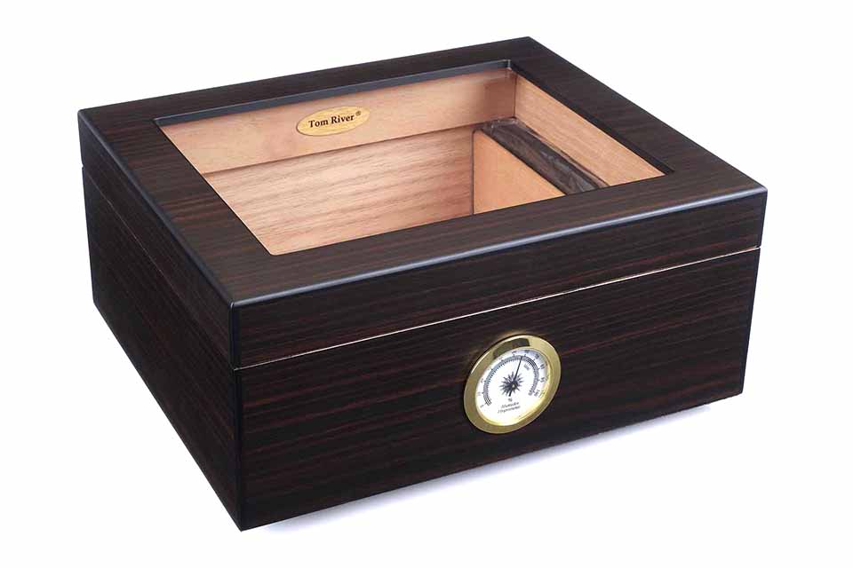 Хьюмидор Tom River на 40 сигар Макассар 561-240